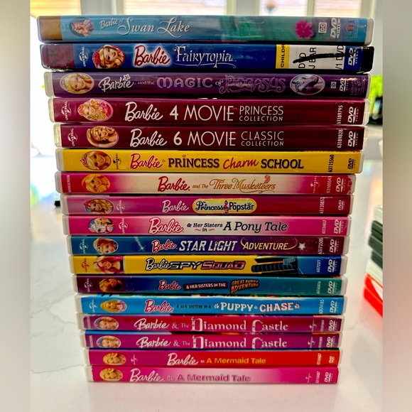 25 Barbie movies! We have outgrow them - dvds are in perfect condition - Picture 1 of 1